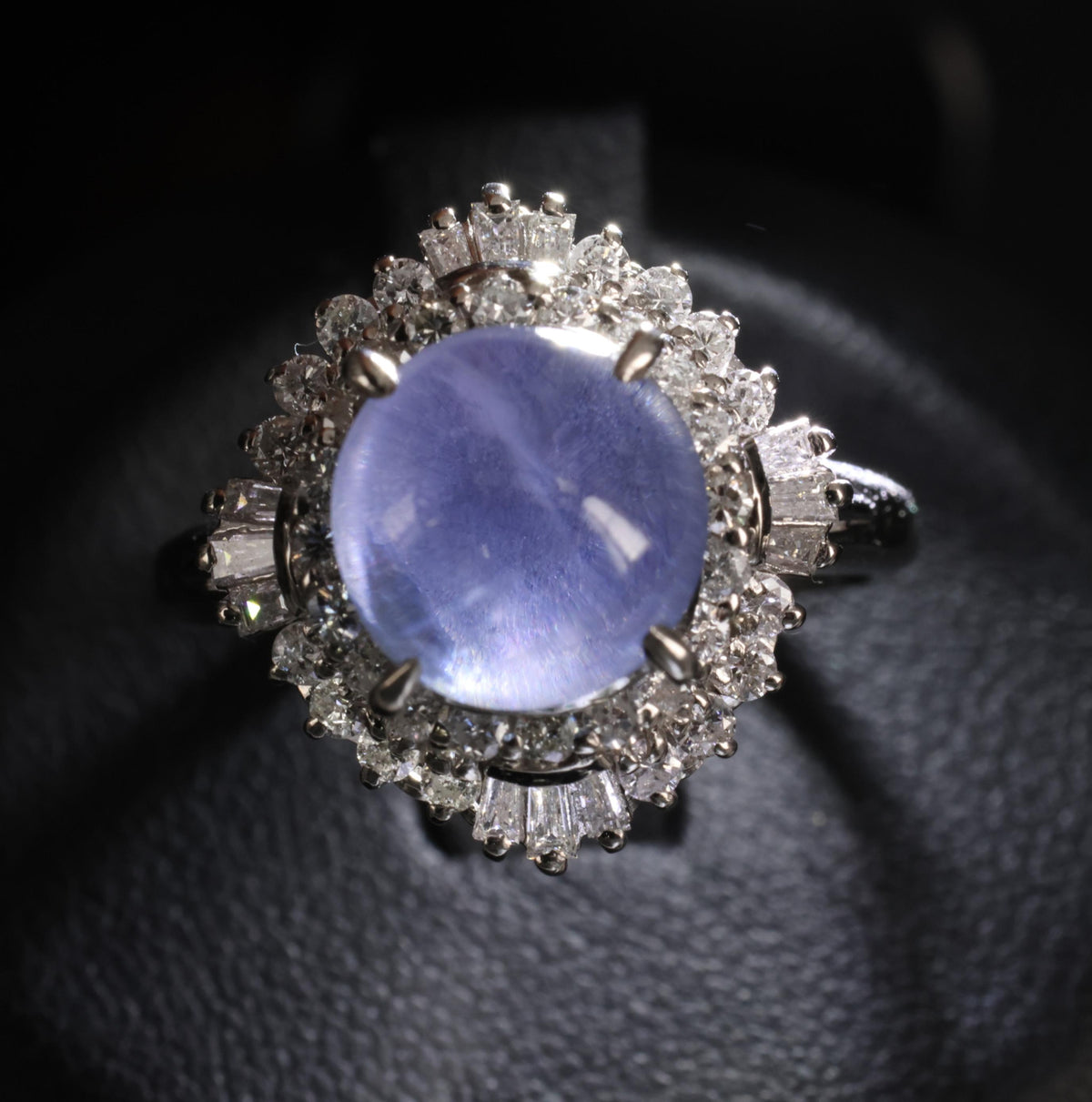5.40ct GIA Unheated Color Chage Star Sapphire 0.64ct Diamond Platinum Ring S-5.5