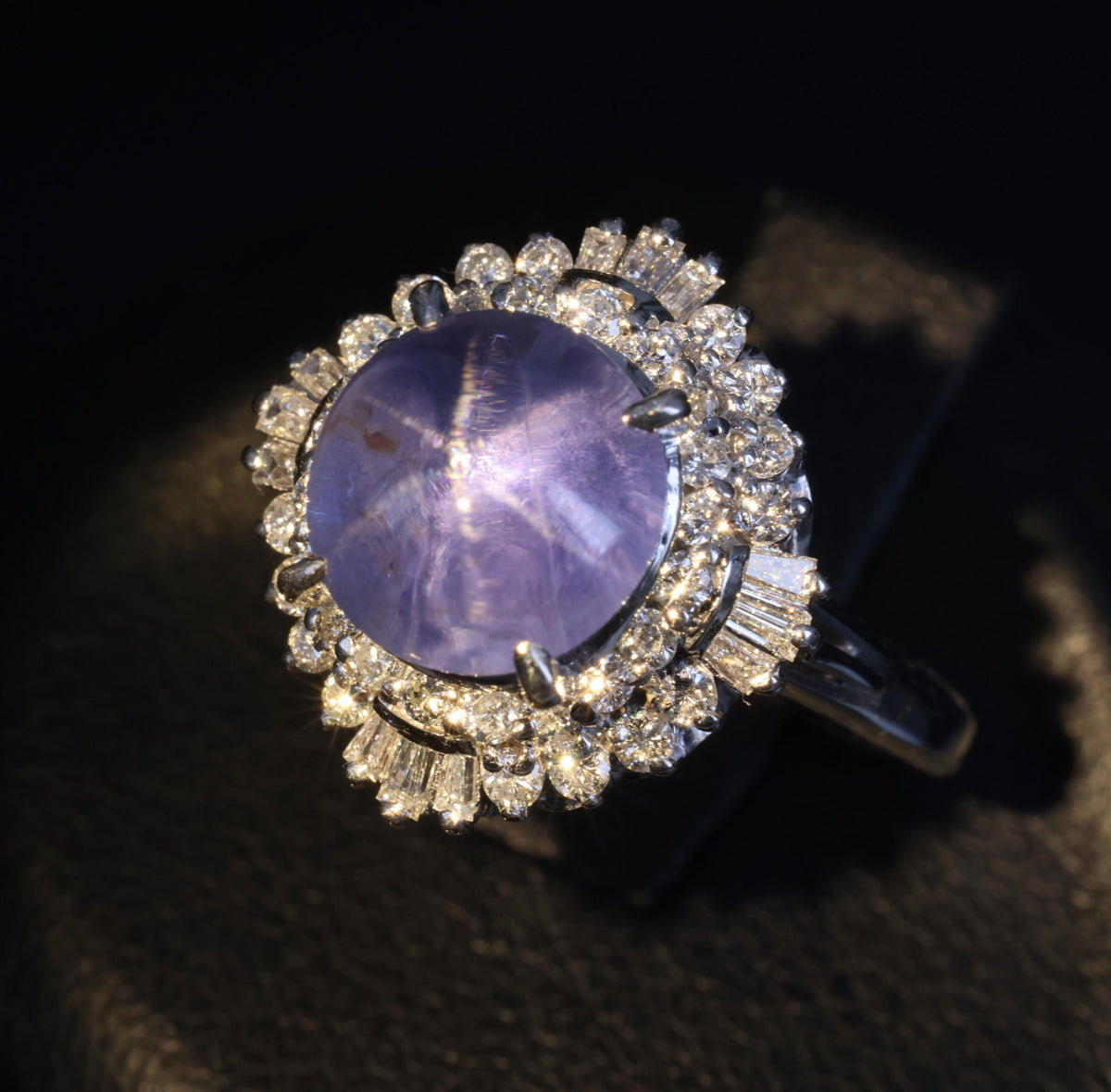5.40ct GIA Unheated Color Chage Star Sapphire 0.64ct Diamond Platinum Ring S-5.5