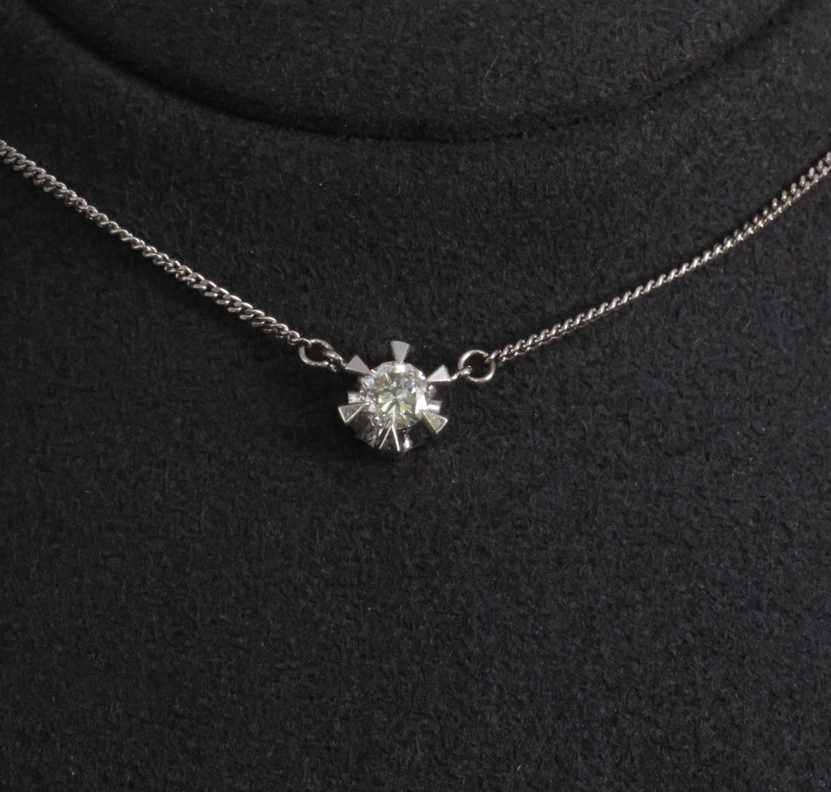 0.35ct GH/VS Natural Untreated Diamond Platinum Pendant Snowflake Necklace