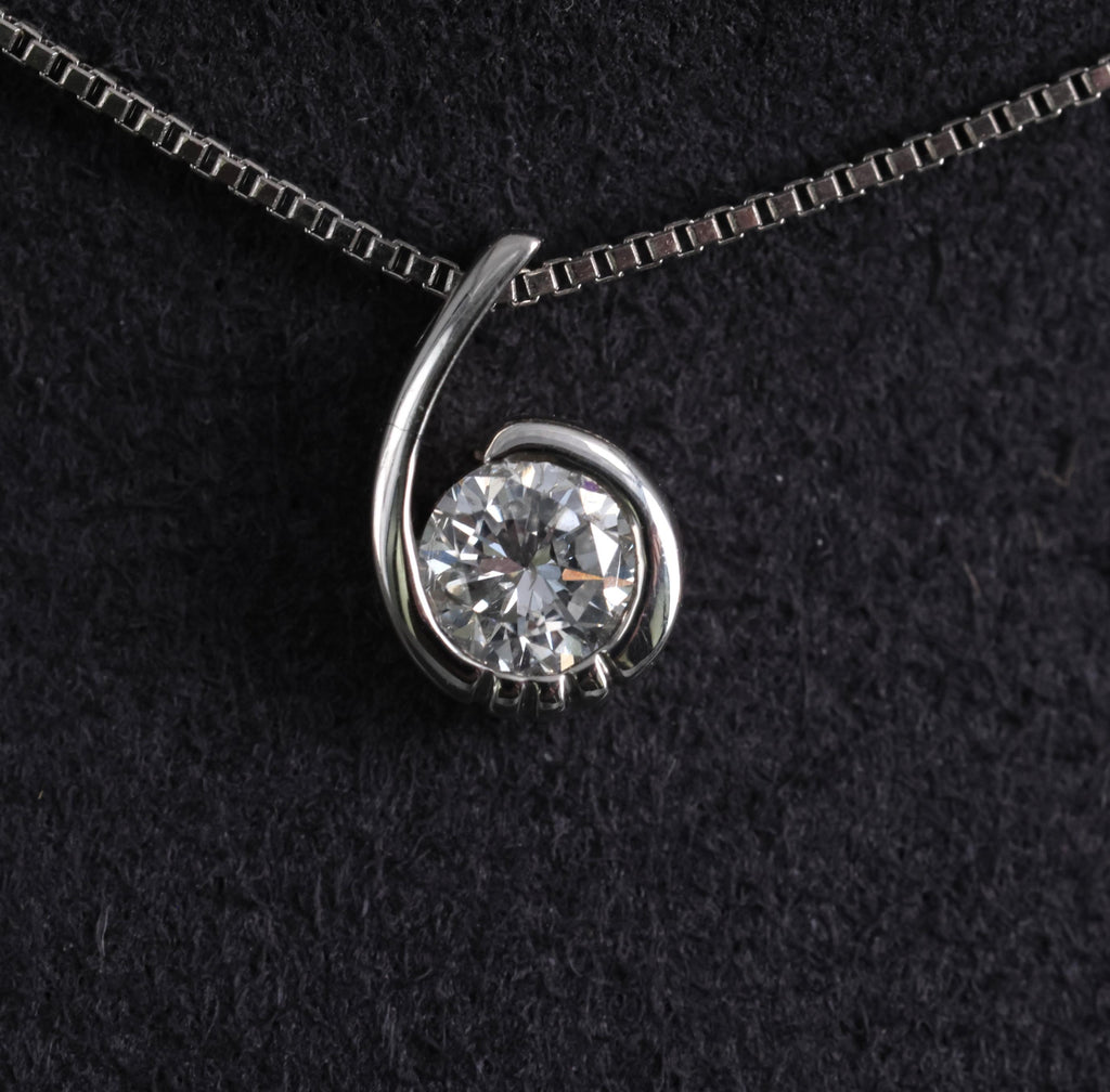 Fine 0.36ct Round Cut Natural Diamond & Platinum Tear Drop Snake Necklace