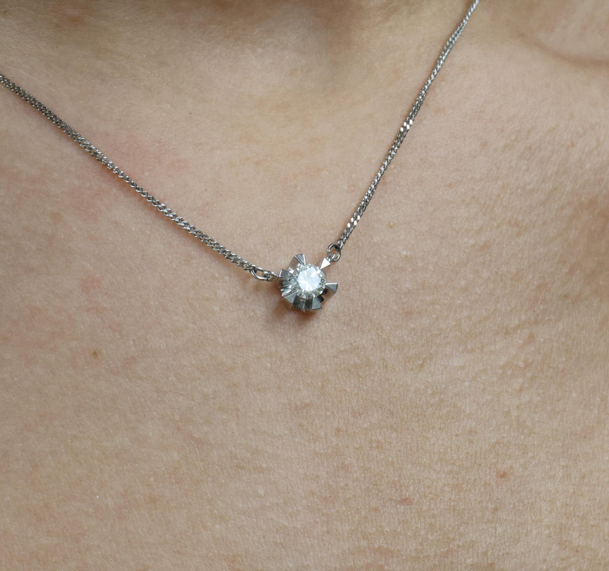 0.35ct GH/VS Natural Untreated Diamond Platinum Pendant Snowflake Necklace