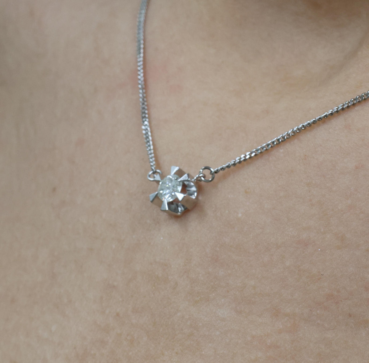 0.35ct GH/VS Natural Untreated Diamond Platinum Pendant Snowflake Necklace
