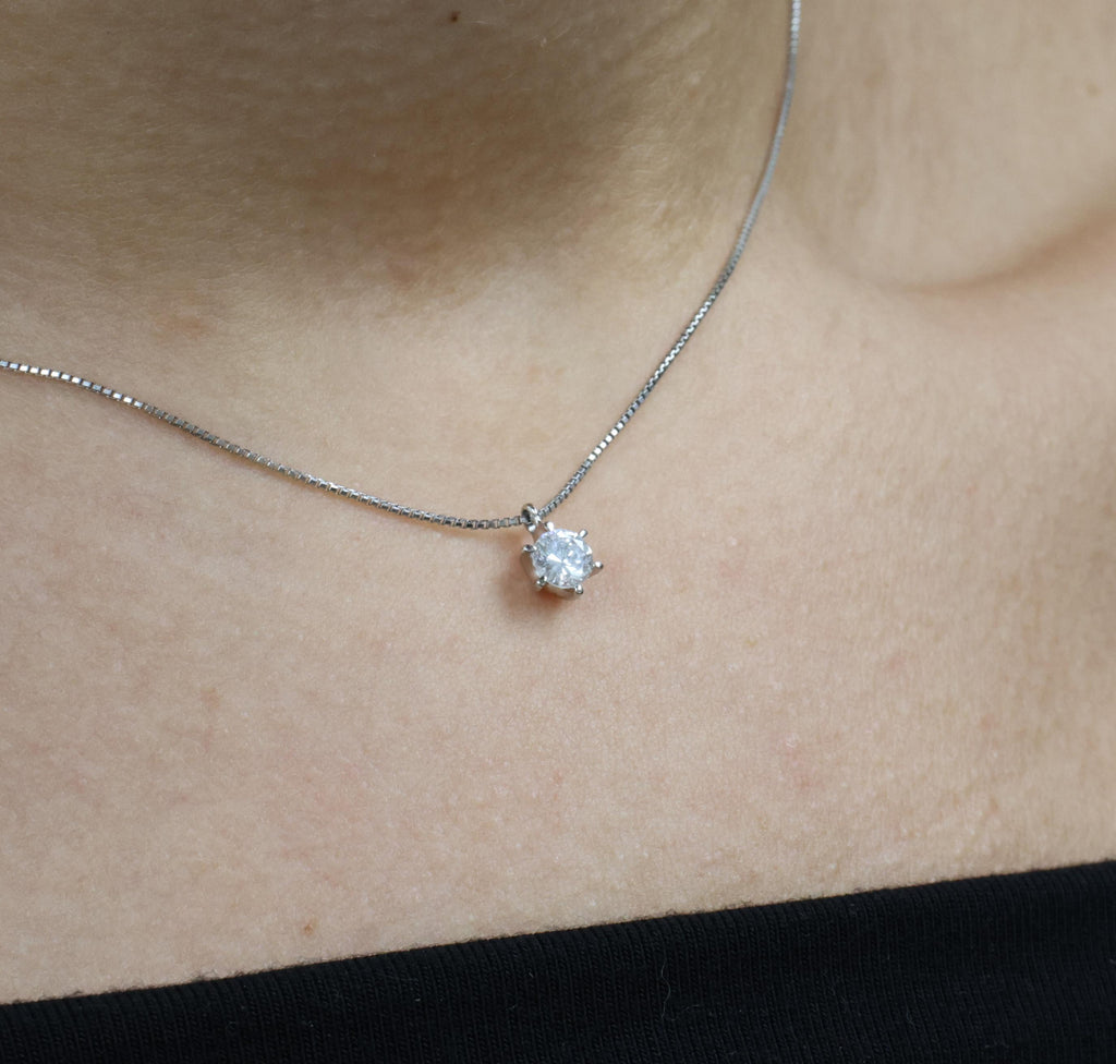 Classic 0.35ct Round Natural Untreated Diamond Platinum Pendant Necklace