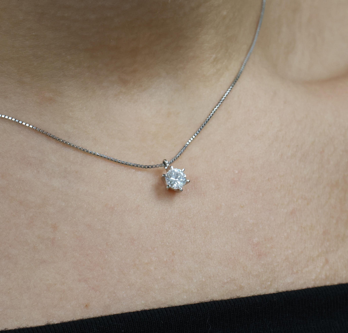Classic 0.35ct Round Natural Untreated Diamond Platinum Pendant Necklace