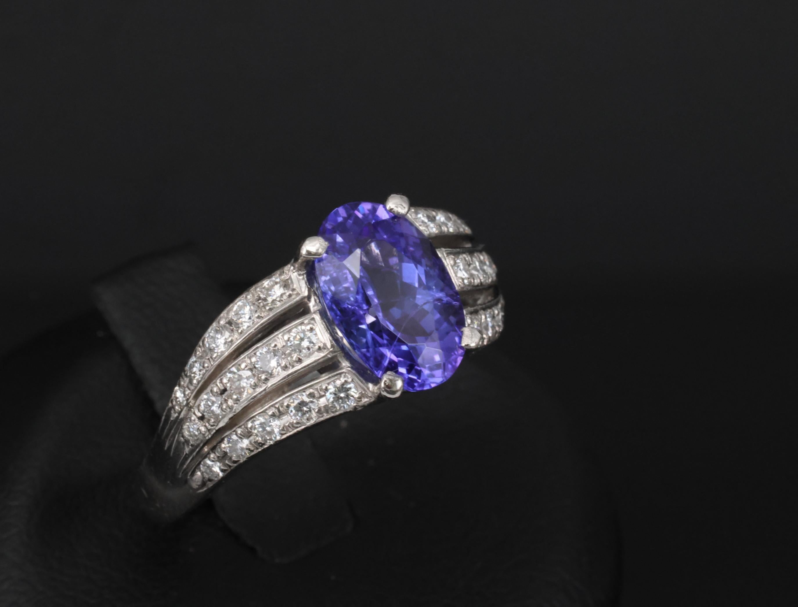 Estate 2.75ct Tanzanite & 0.43ct Diamond Fancy Platinum Ring Size 8