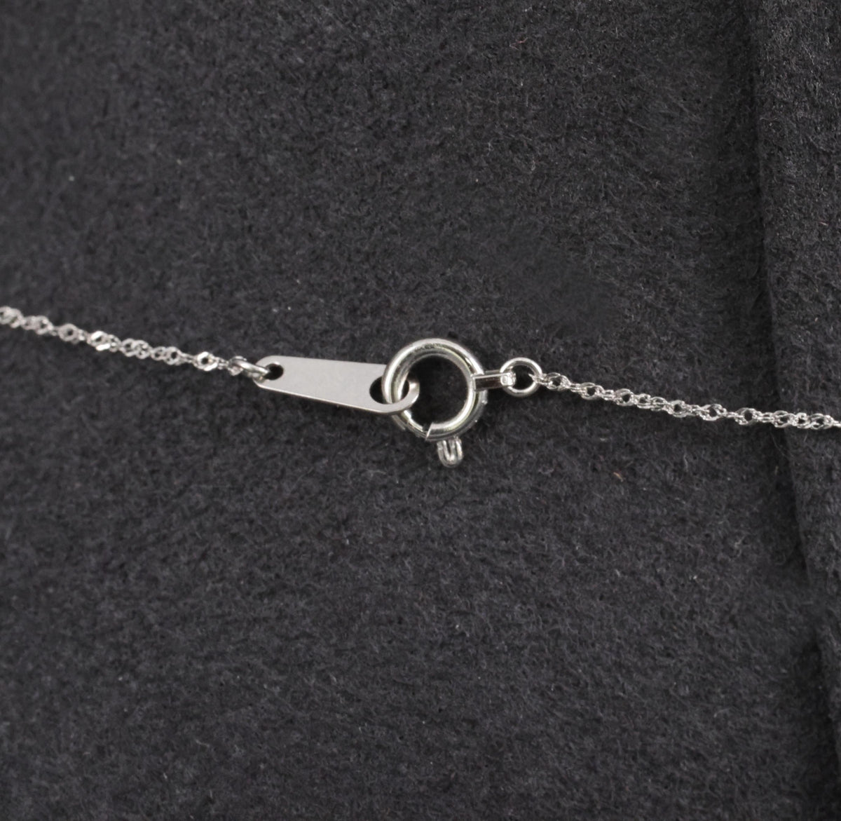 Classic 0.30ct Round Natural Untreated Diamond Pendant & Platinum Chain Necklace
