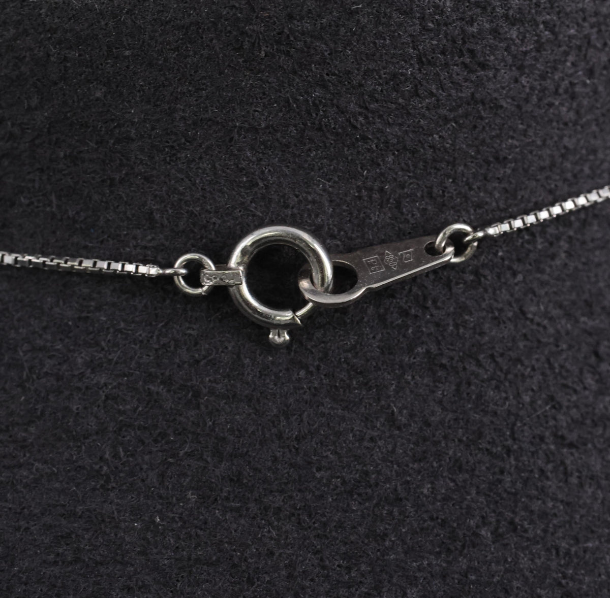 Classic 0.35ct Round Natural Untreated Diamond Platinum Pendant Necklace