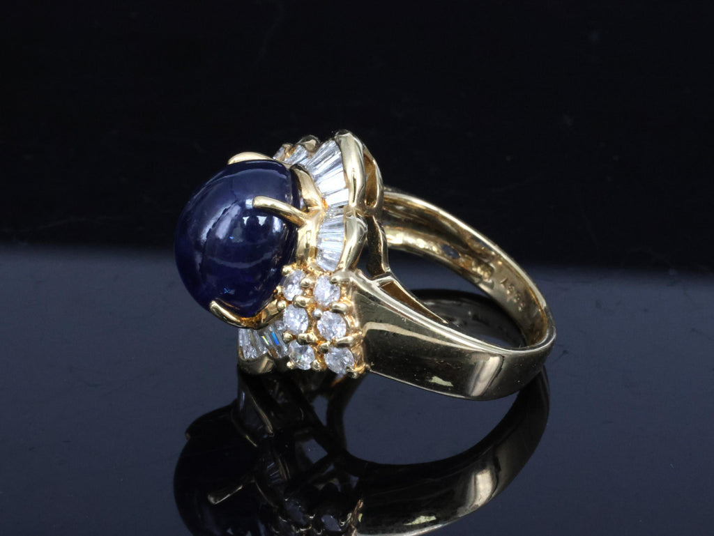 Vintage 8.37ct Deep Blue Sapphire & 1.10ct Diamond 18K Yellow Gold Ring Size 5