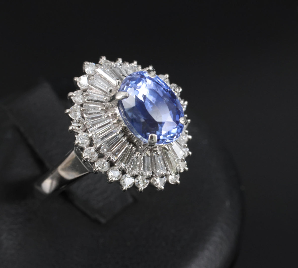 3.99ct GIA Ceylon NO HEAT Color Change Sapphire & 1.26ct Diamond Platinum Ring