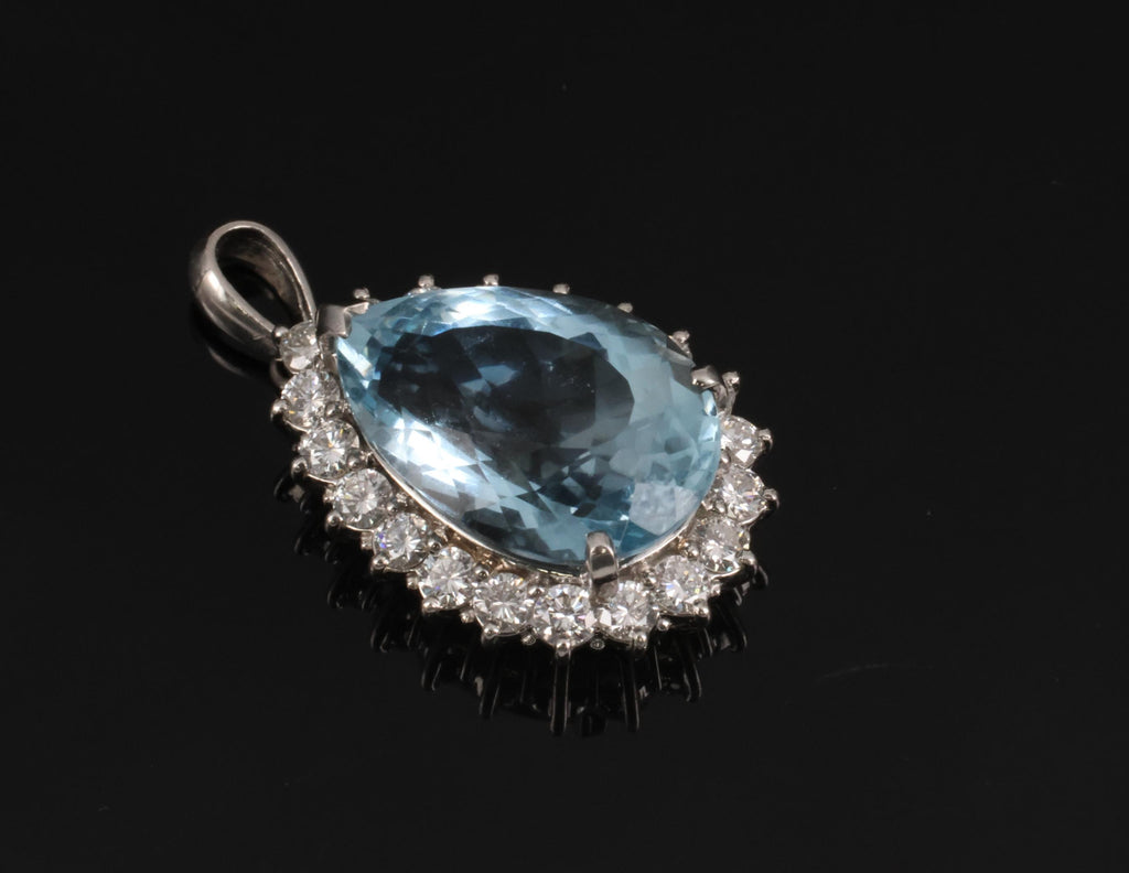 Fine 12.83ct Pear Shape Blue Topaz & 1.13ct Diamond Platinum Pendant