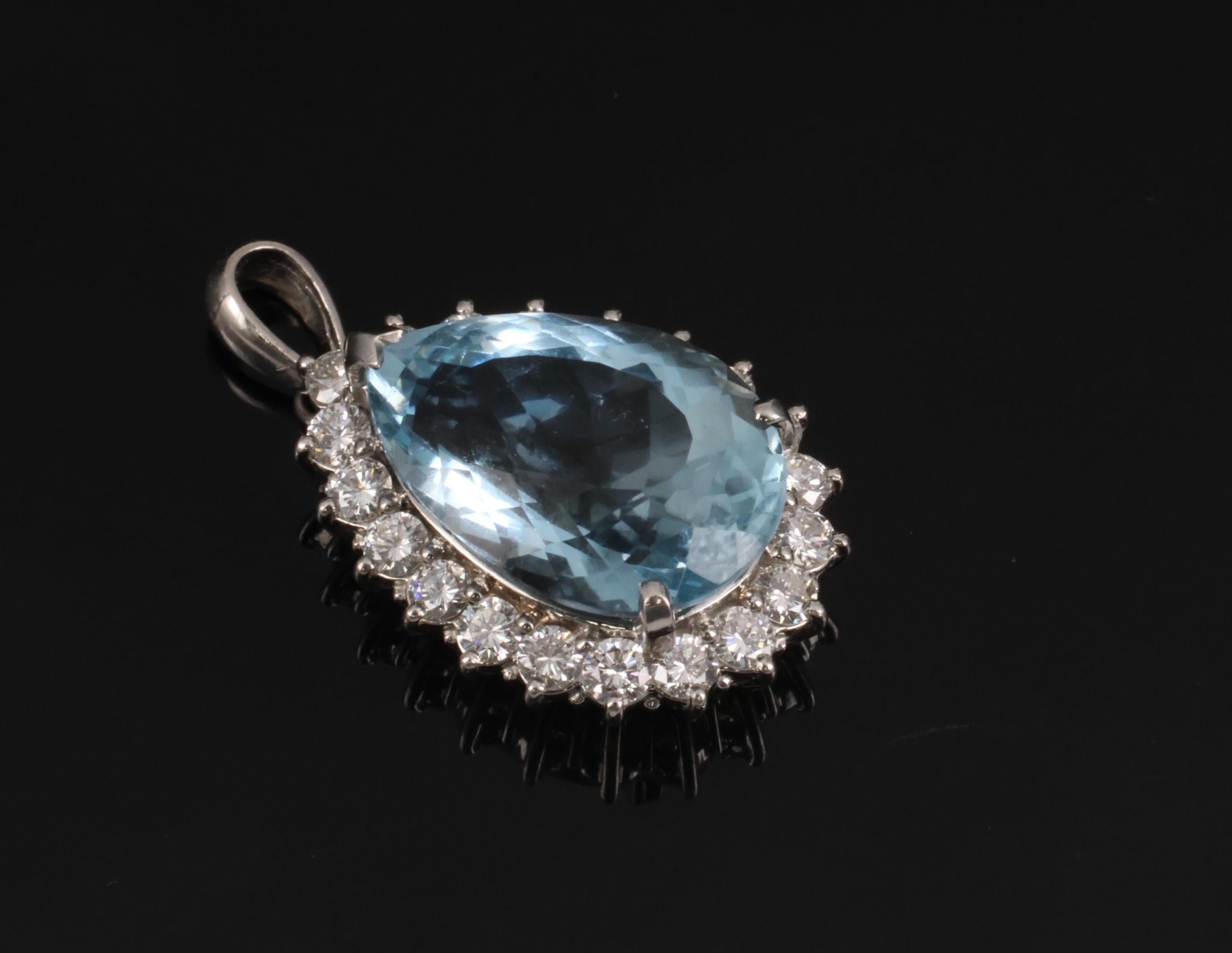 Fine 12.83ct Pear Shape Blue Topaz & 1.13ct Diamond Platinum Pendant