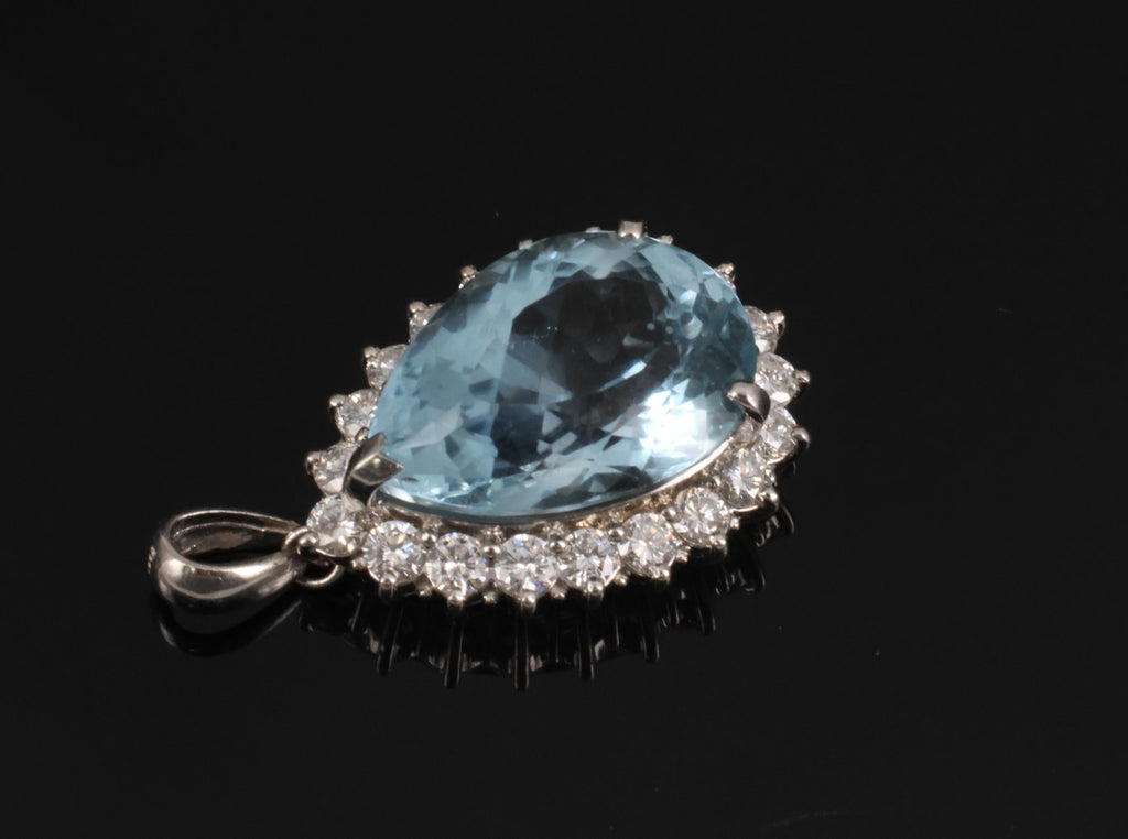 Fine 12.83ct Pear Shape Blue Topaz & 1.13ct Diamond Platinum Pendant