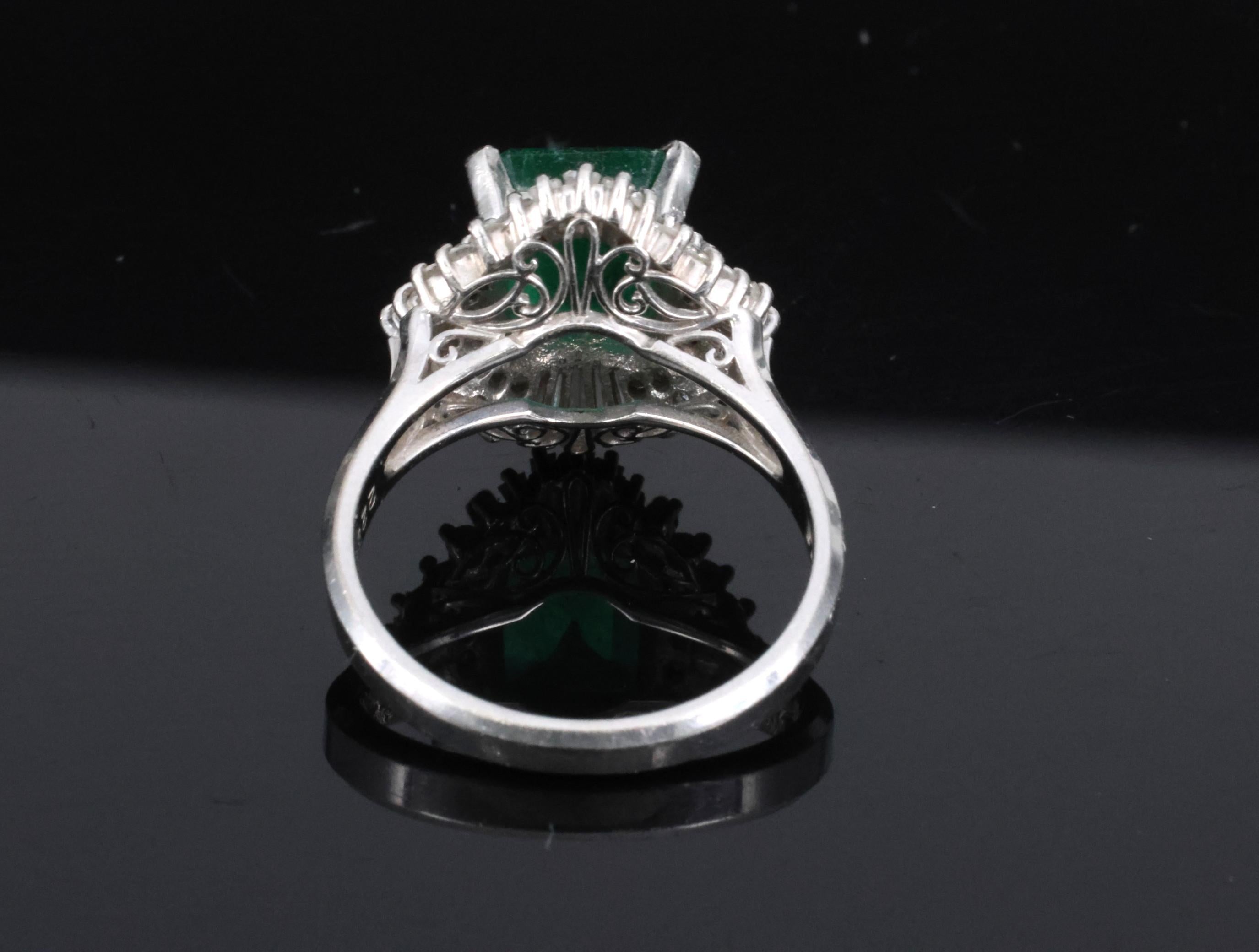 Vintage 2.29ct Natural Colombian Emerald & 0.69ct Diamond Platinum Ring, Size 6