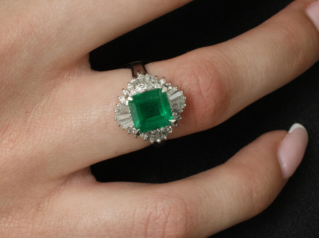 Vintage 2.29ct Natural Colombian Emerald & 0.69ct Diamond Platinum Ring, Size 6