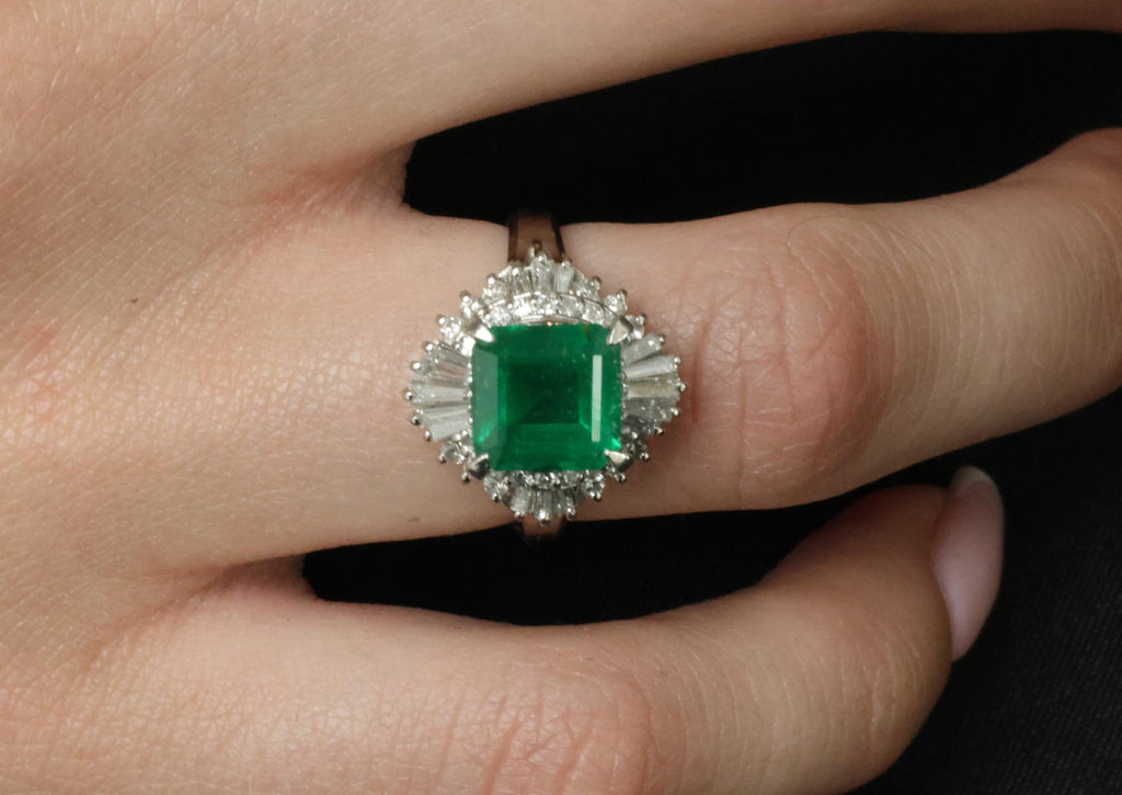 Vintage 2.29ct Natural Colombian Emerald & 0.69ct Diamond Platinum Ring, Size 6