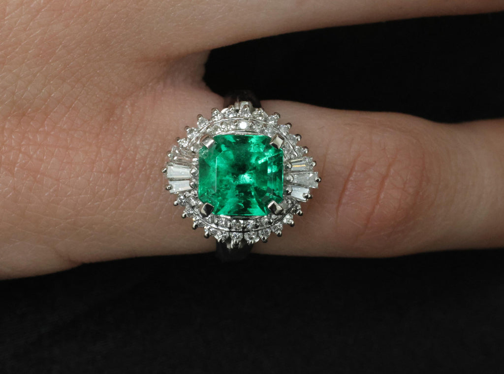 Rare 2.08ct GIA Colombian No Oil Emerald 0.51ct Diamond Platinum Ring Size 4.25