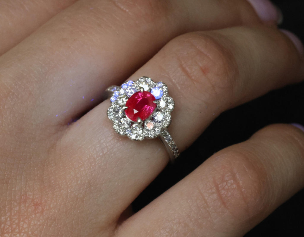 Fine 1.0ct GIA Mozambique No Heat Ruby & 0.64ct Diamond Platinum Ring Size 5.75