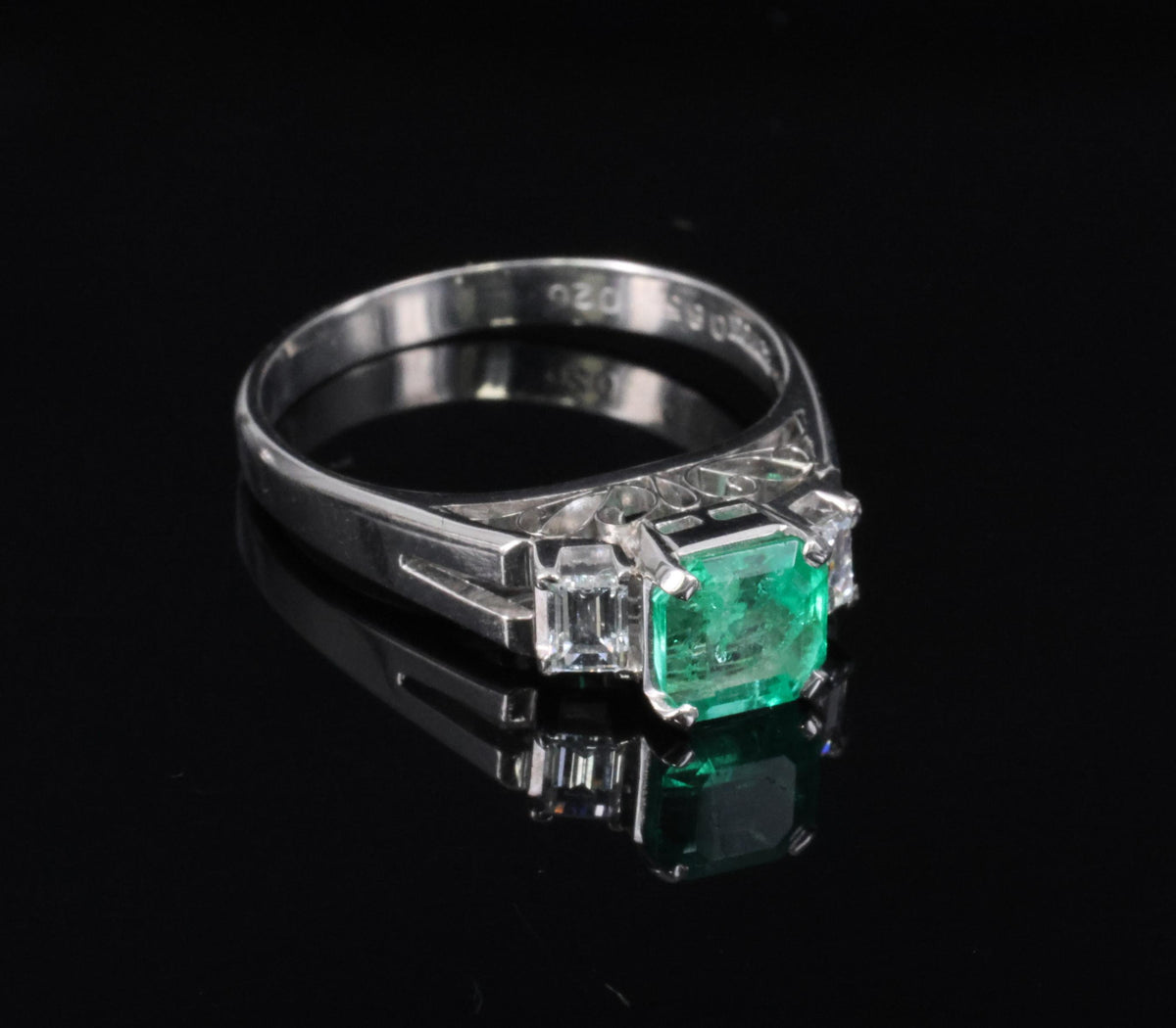 Estate 0.85ct Natural Colombian Emerald 0.26ct Diamond Platinum Ring, Size 6.25