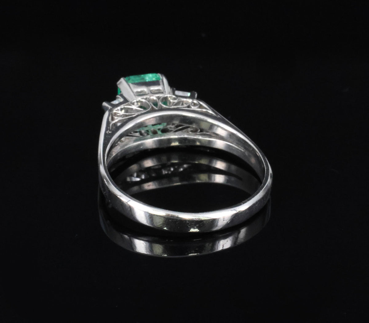 Estate 0.85ct Natural Colombian Emerald 0.26ct Diamond Platinum Ring, Size 6.25