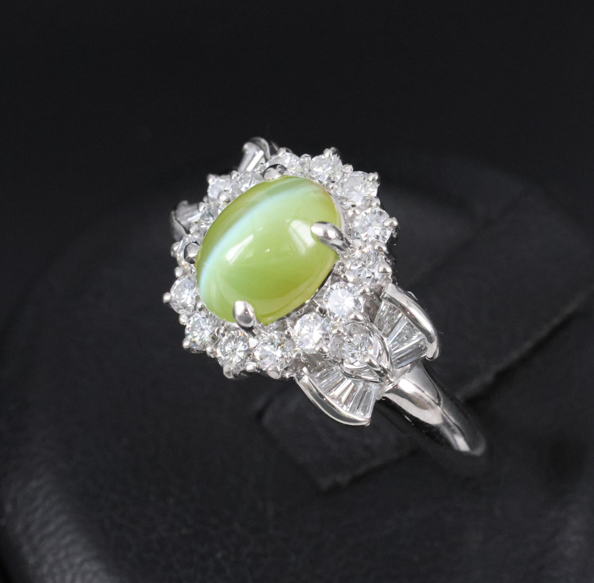 Fine 2.98ct Natural Chrysoberyl Cat's Eye & 0.63ct Diamond Platinum Ring, Size 6