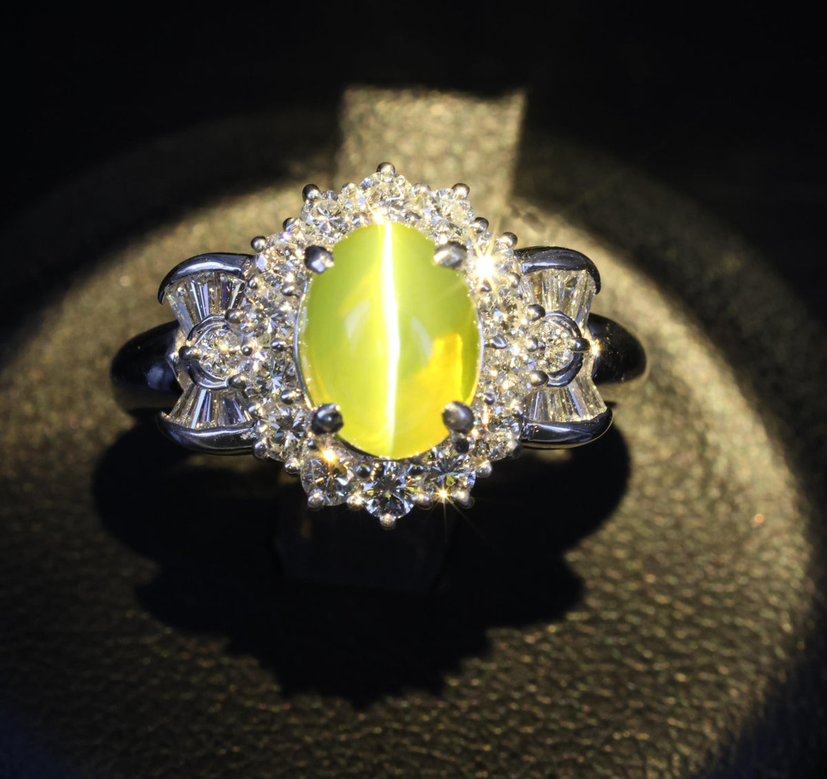 Fine 2.98ct Natural Chrysoberyl Cat's Eye & 0.63ct Diamond Platinum Ring, Size 6