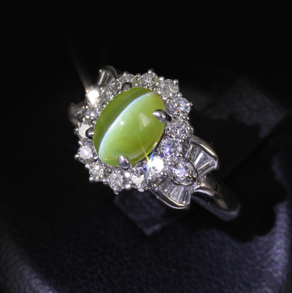 Fine 2.98ct Natural Chrysoberyl Cat's Eye & 0.63ct Diamond Platinum Ring, Size 6