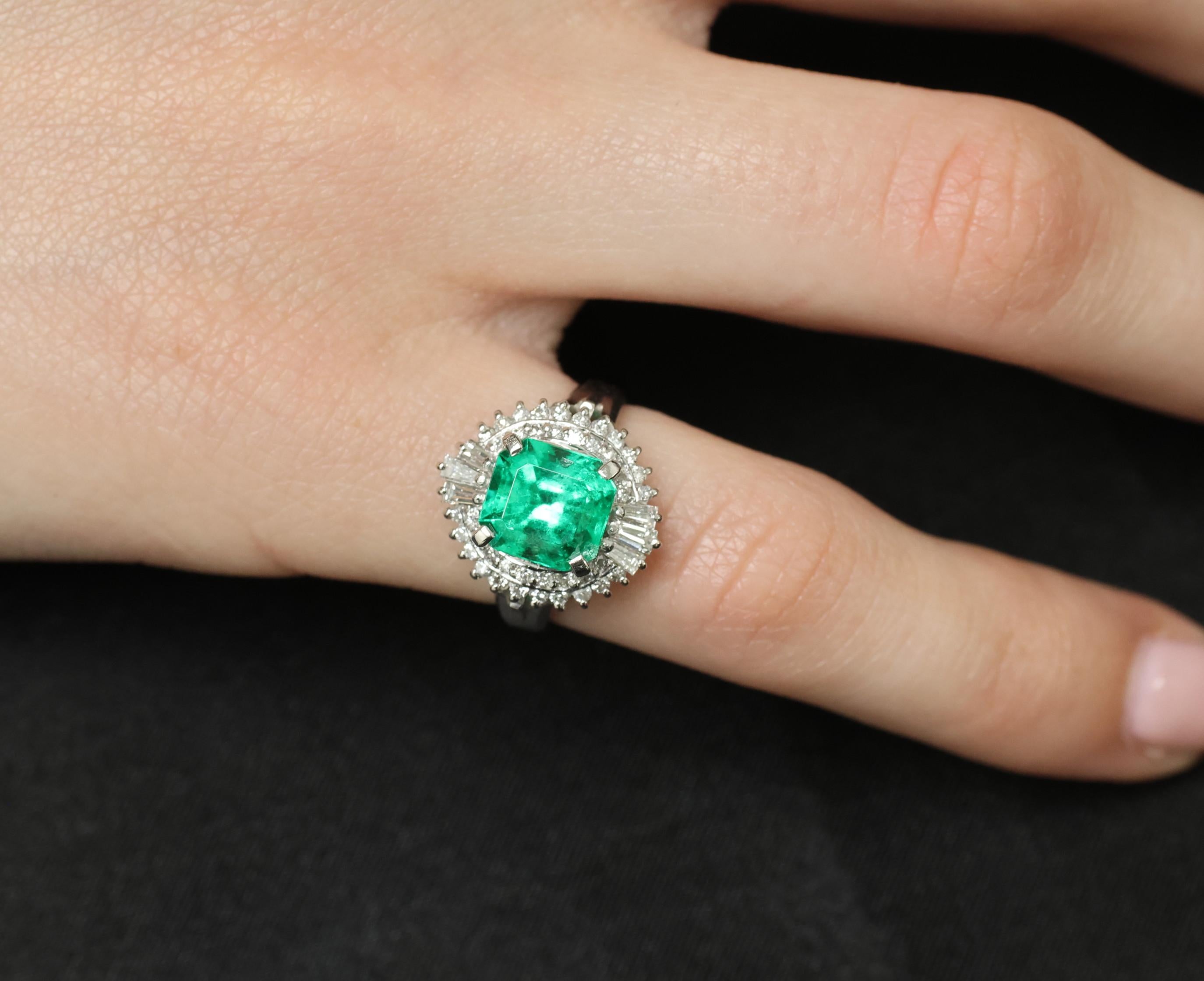 Rare 2.08ct GIA Colombian No Oil Emerald 0.51ct Diamond Platinum Ring Size 4.25
