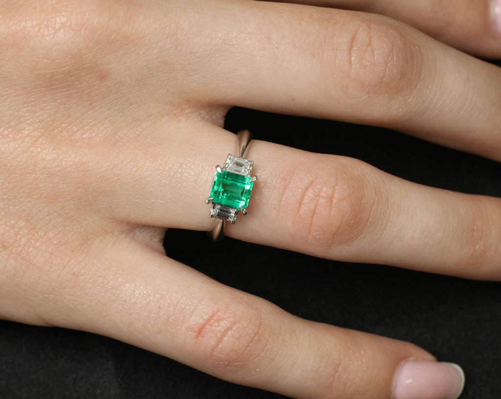 Fine 1.98ct GIA Colombian Emerald & 0.28ct Diamond Platinum Ring, Size 6.25