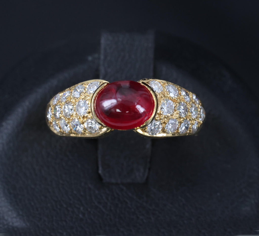 Fine 1.04ct Cabochon Natural Ruby & 0.78ct Diamond 18K Yellow Gold Ring Size 5.5