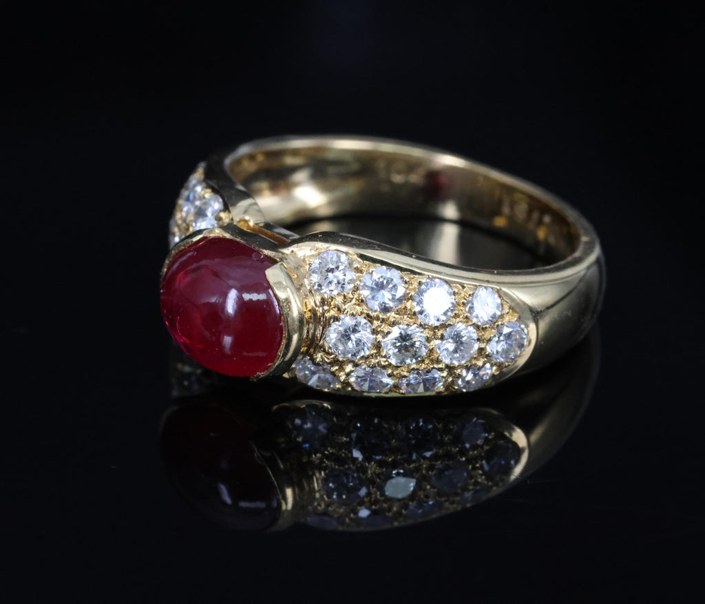 Fine 1.04ct Cabochon Natural Ruby & 0.78ct Diamond 18K Yellow Gold Ring Size 5.5