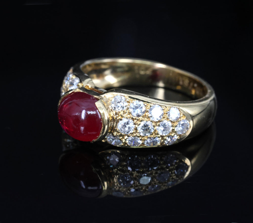 Fine 1.04ct Cabochon Natural Ruby & 0.78ct Diamond 18K Yellow Gold Ring Size 5.5