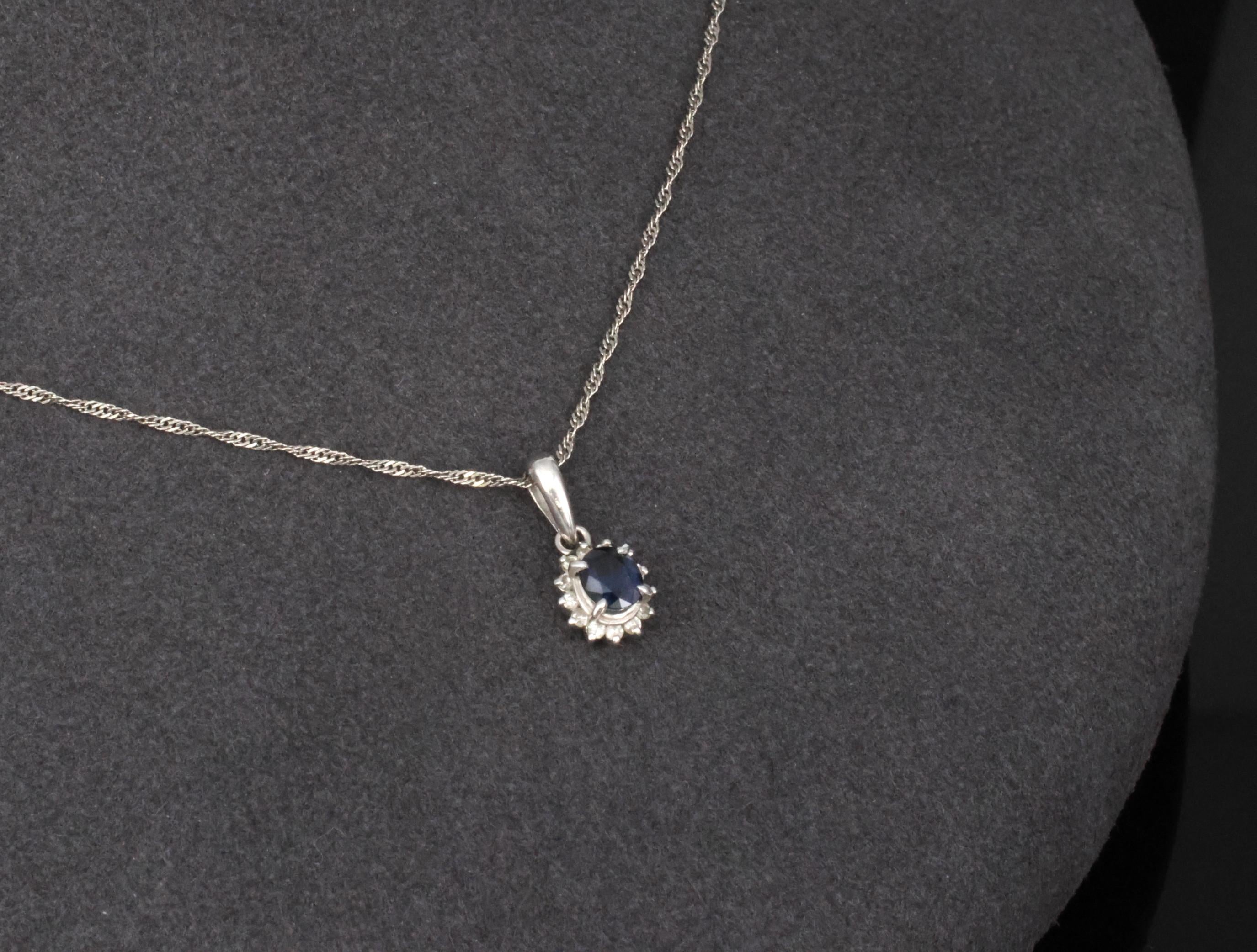 Estate 0.29ct Royal Blue Sapphire & 0.19ct Diamond Platinum Halo Necklace