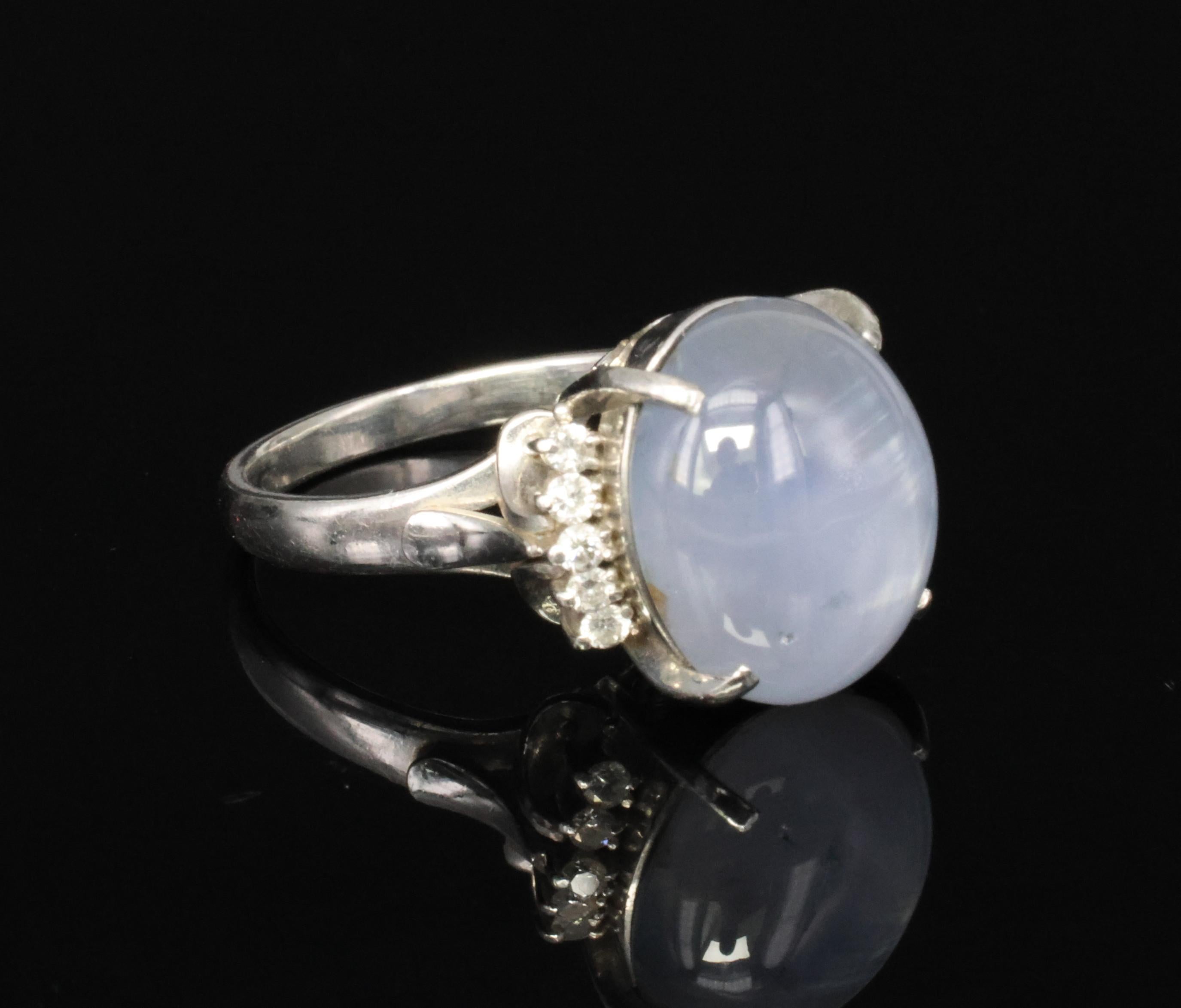 Vintage 14.12ct Natural Star Sapphire & 0.22ct Diamond Platinum Ring, Size 7.5