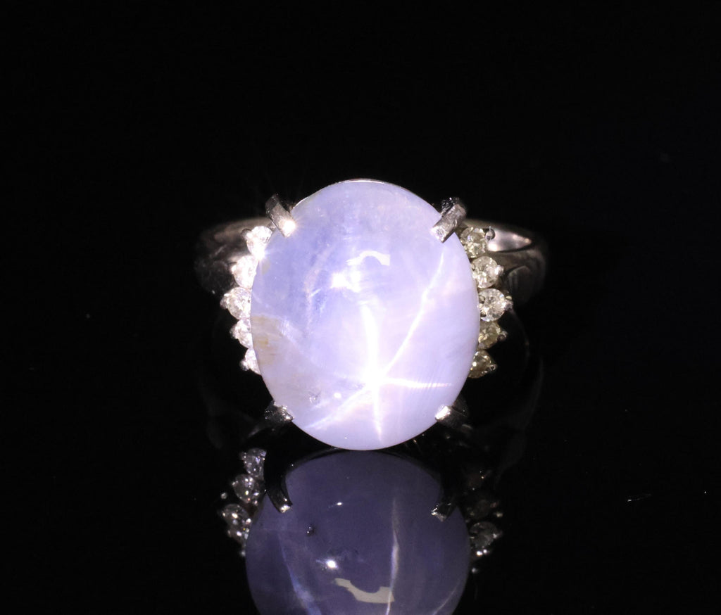 Vintage 14.12ct Natural Star Sapphire & 0.22ct Diamond Platinum Ring, Size 7.5