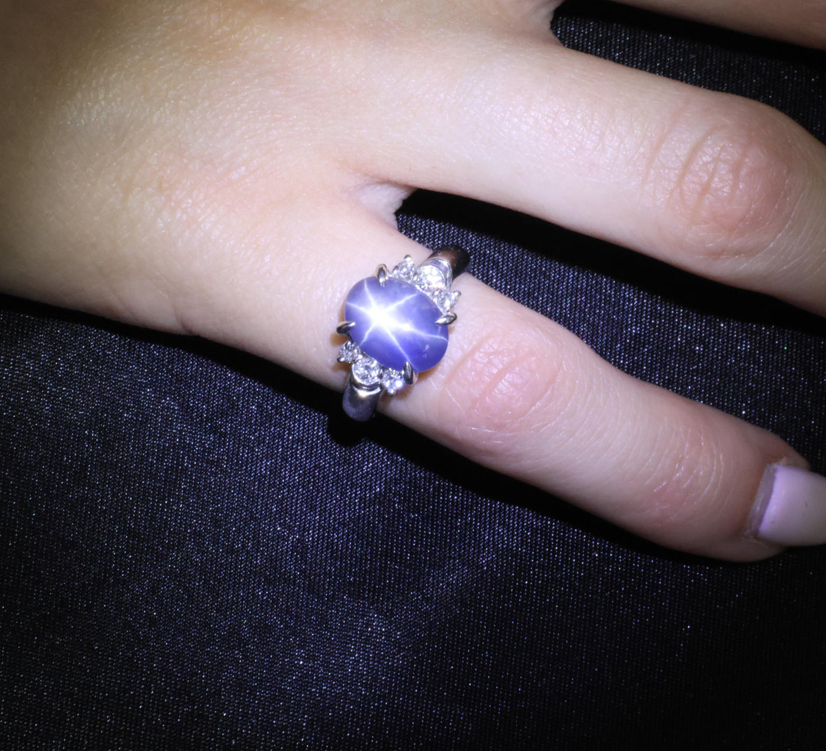 Fine 5.90ct Natural Blue Star Sapphire & 0.21ct Diamond Platinum Ring, Size 4.75