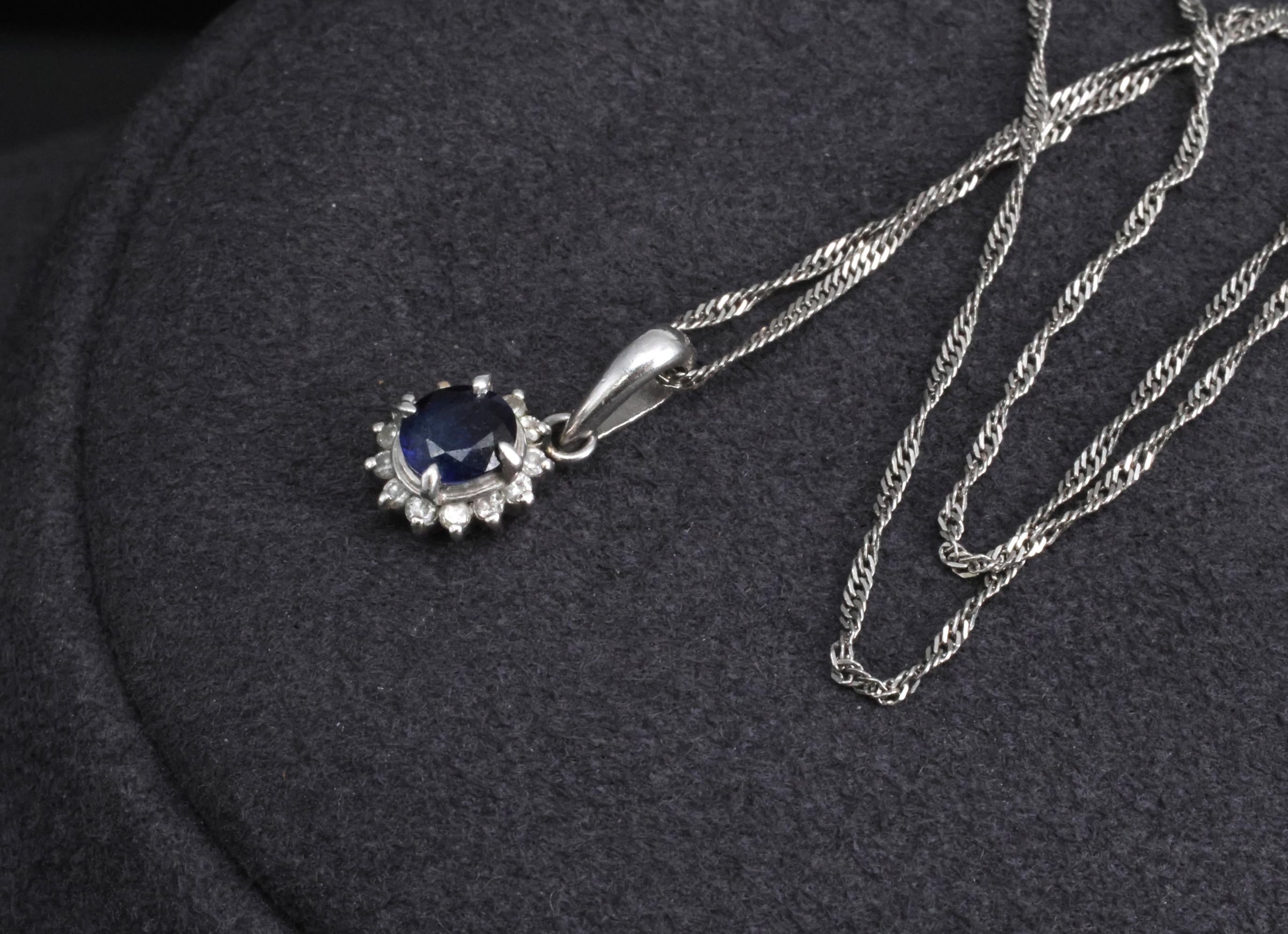 Estate 0.29ct Royal Blue Sapphire & 0.19ct Diamond Platinum Halo Necklace