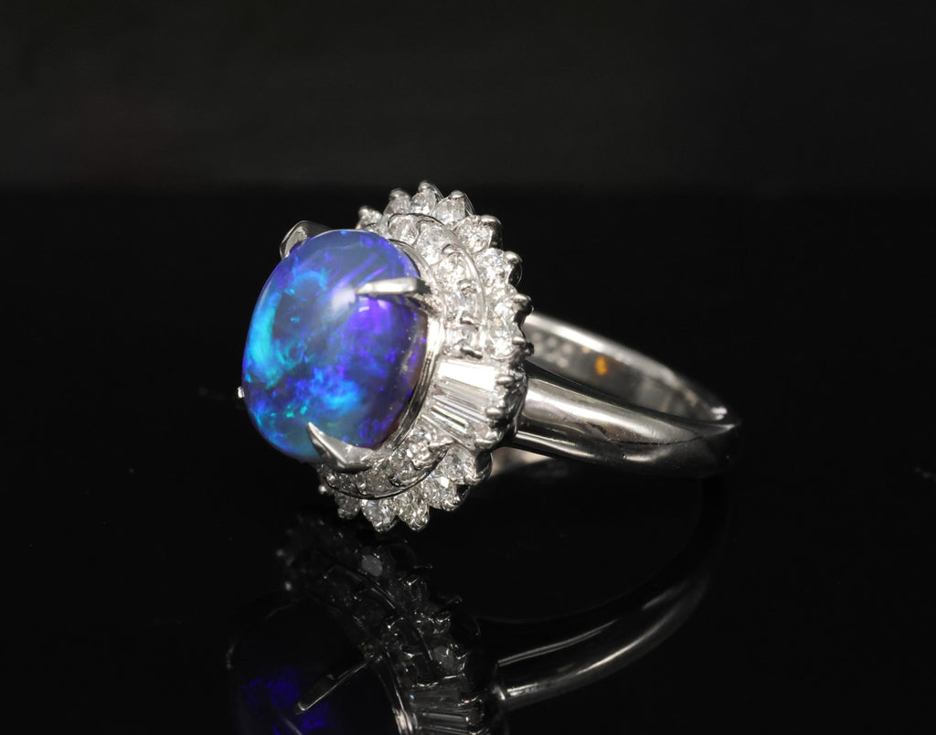 Vintage 3.60ct Natural Black Opal 0.81ct Diamond Platinum Ring Size 4