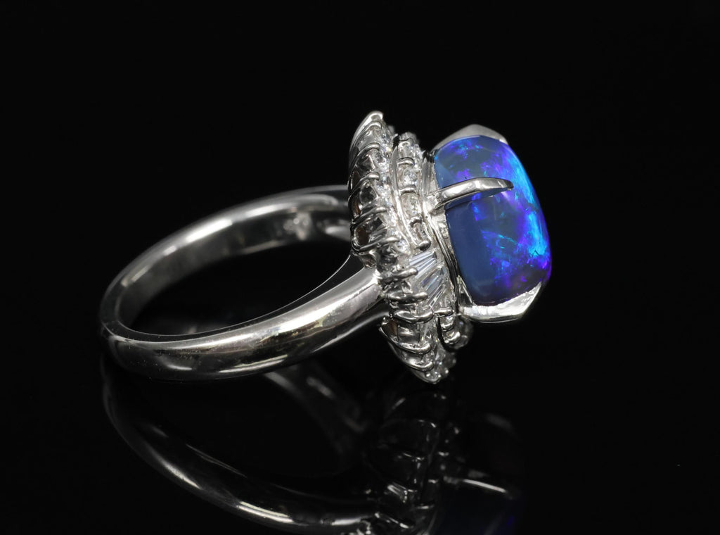 Vintage 3.60ct Natural Black Opal 0.81ct Diamond Platinum Ring Size 4