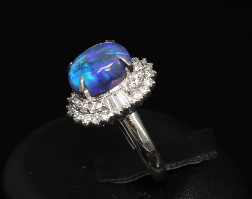 Vintage 3.60ct Natural Black Opal 0.81ct Diamond Platinum Ring Size 4