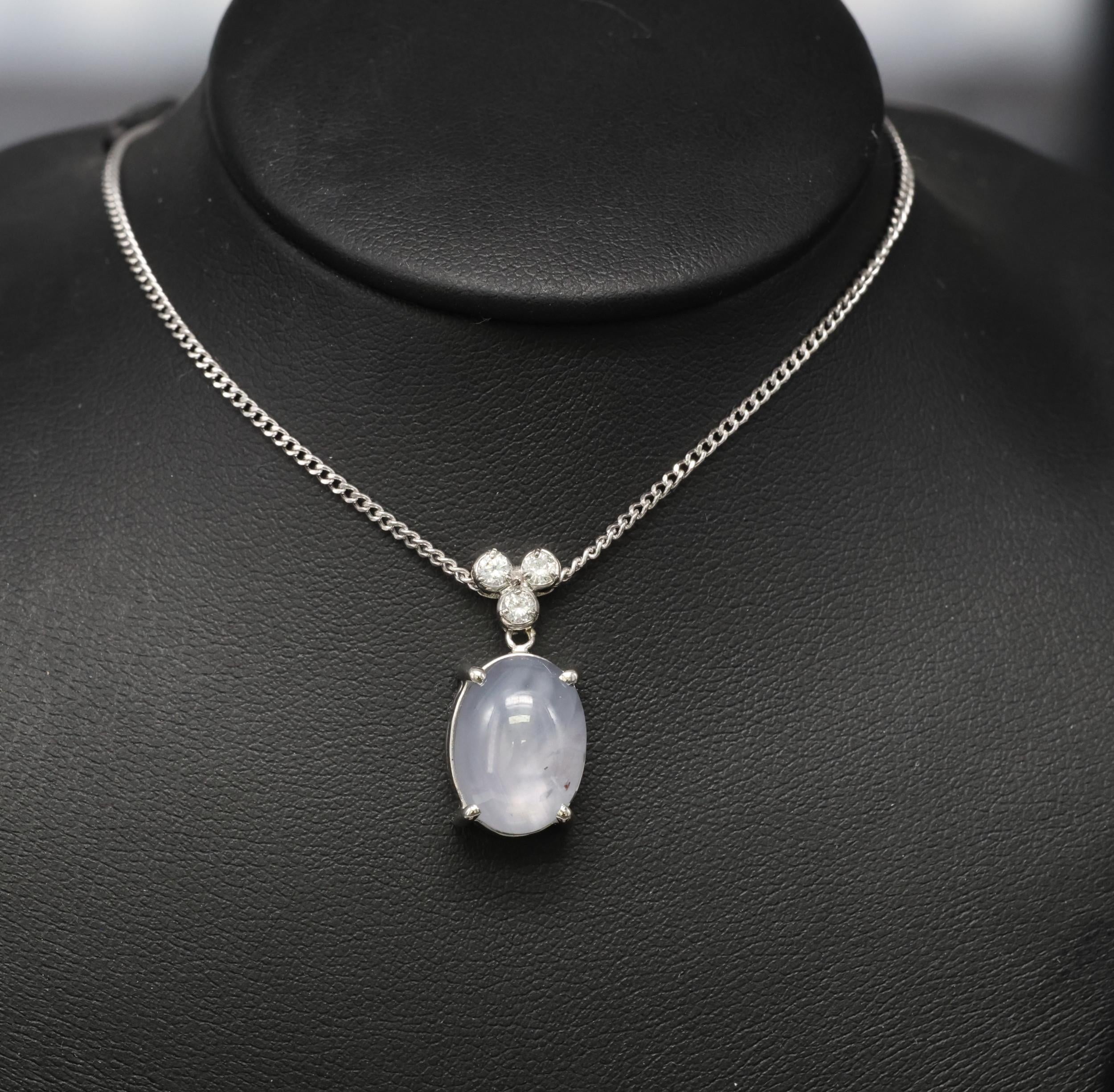 Vintage 11.33ct Natural Star Sapphire 0.19ct Diamond Platinum 15.5 Inch Necklace