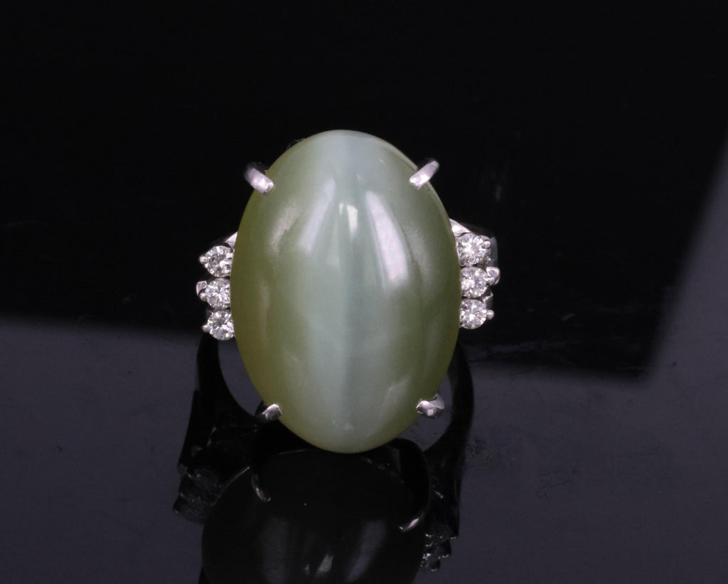 15.84ct Nephrite Jade Cat's Eye & 0.17ct Diamond Platinum Ring, Size 6.75