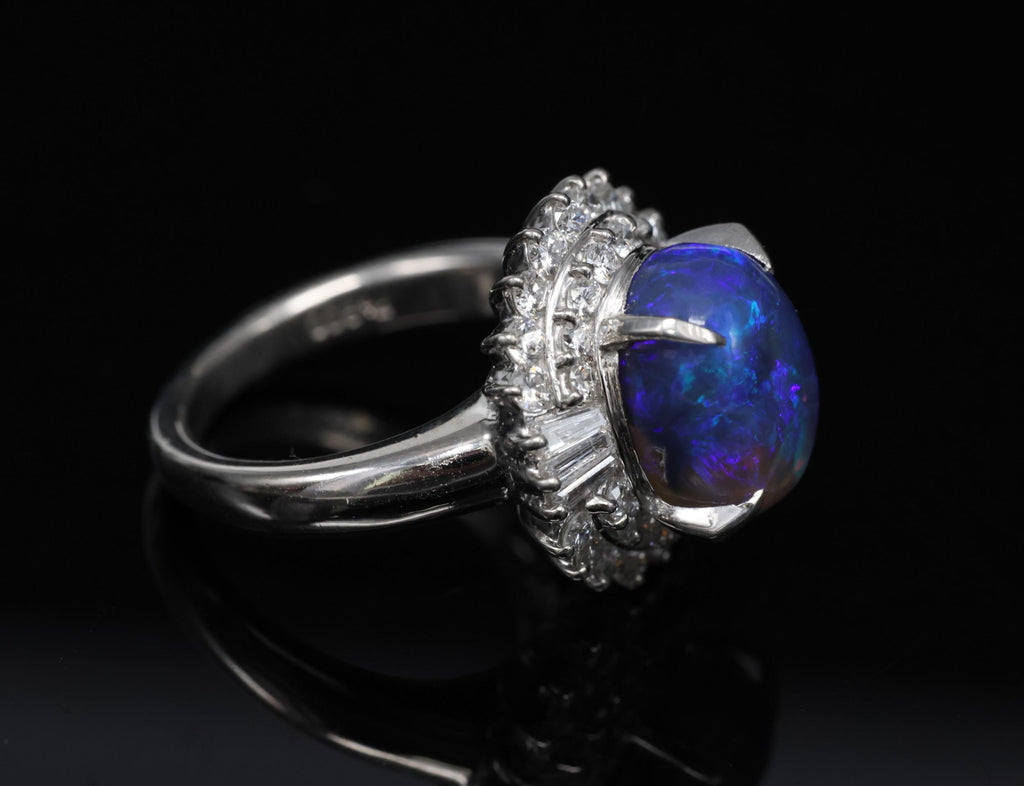 Vintage 3.60ct Natural Black Opal 0.81ct Diamond Platinum Ring Size 4