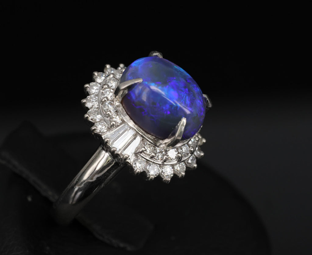 Vintage 3.60ct Natural Black Opal 0.81ct Diamond Platinum Ring Size 4