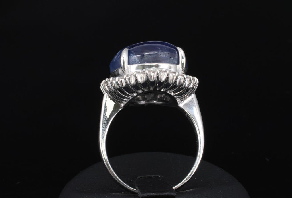 Vintage 38.71ct Natural Blue Sapphire & 0.74ct Diamond Platinum Ring, Size 9.75
