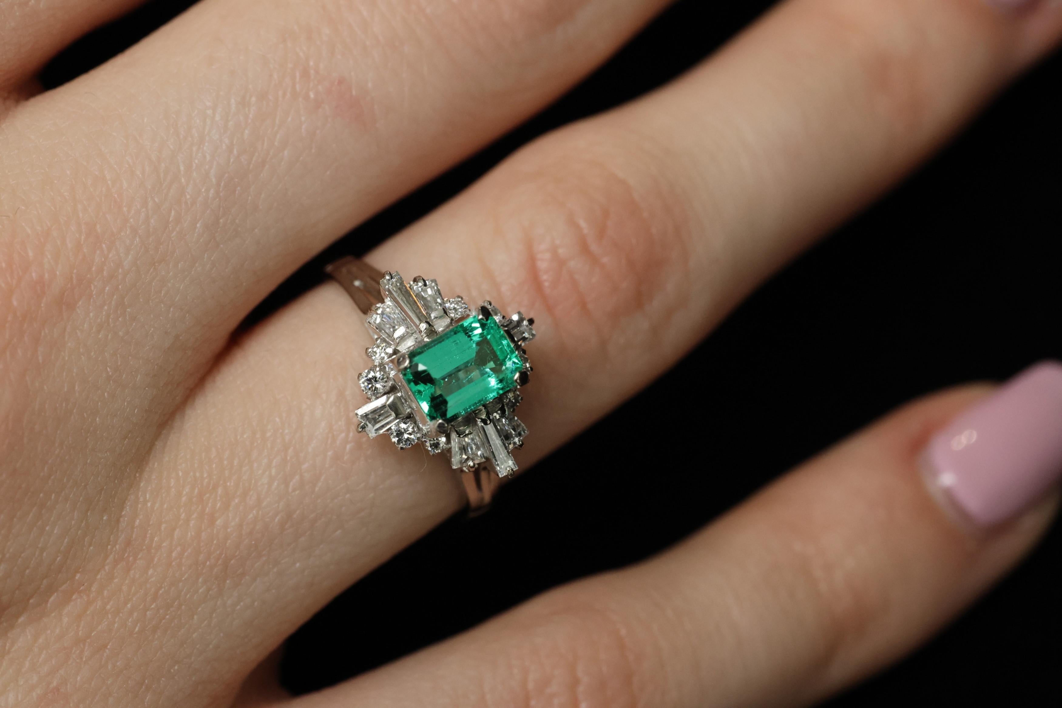 Fine 0.91ct GIA Colombian Emerald 0.51ct Diamond Platinum Ring Size 6.25