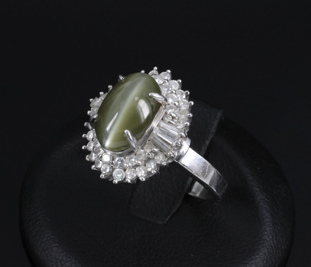 Vintage 5.33ct GIA Chrysoberyl Cat's Eye & 0.90ct Diamond Platinum Ring Size 7.5
