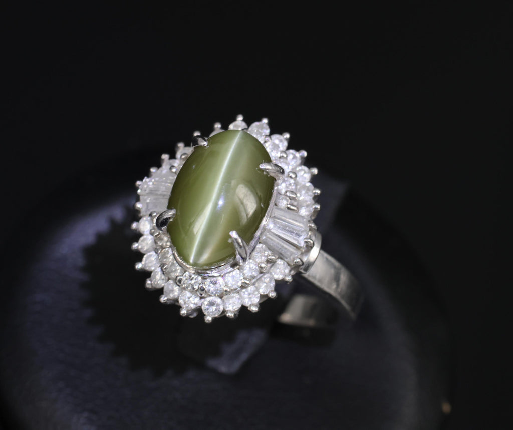 Vintage 5.33ct GIA Chrysoberyl Cat's Eye & 0.90ct Diamond Platinum Ring Size 7.5
