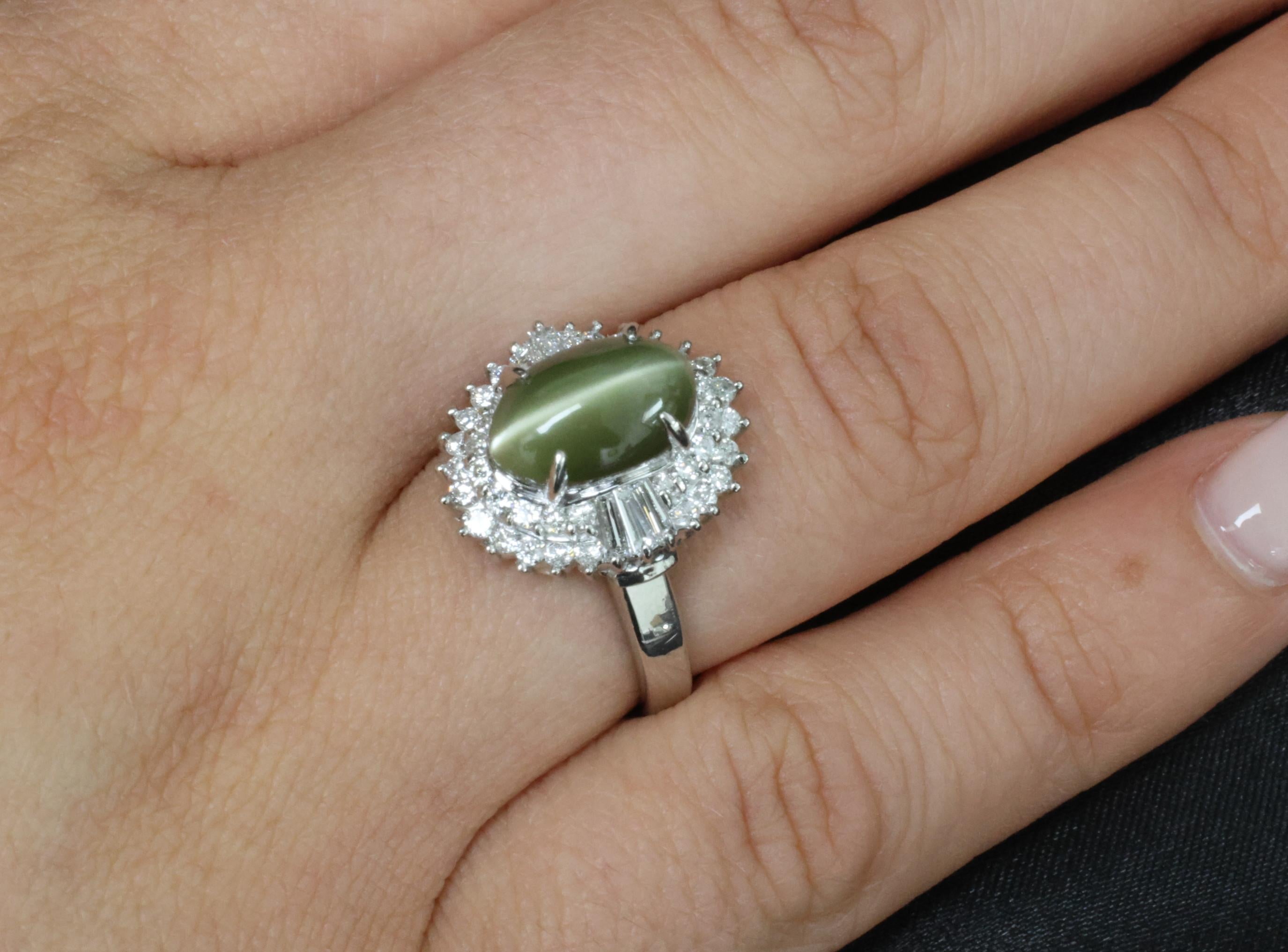 Vintage 5.33ct GIA Chrysoberyl Cat's Eye & 0.90ct Diamond Platinum Ring Size 7.5