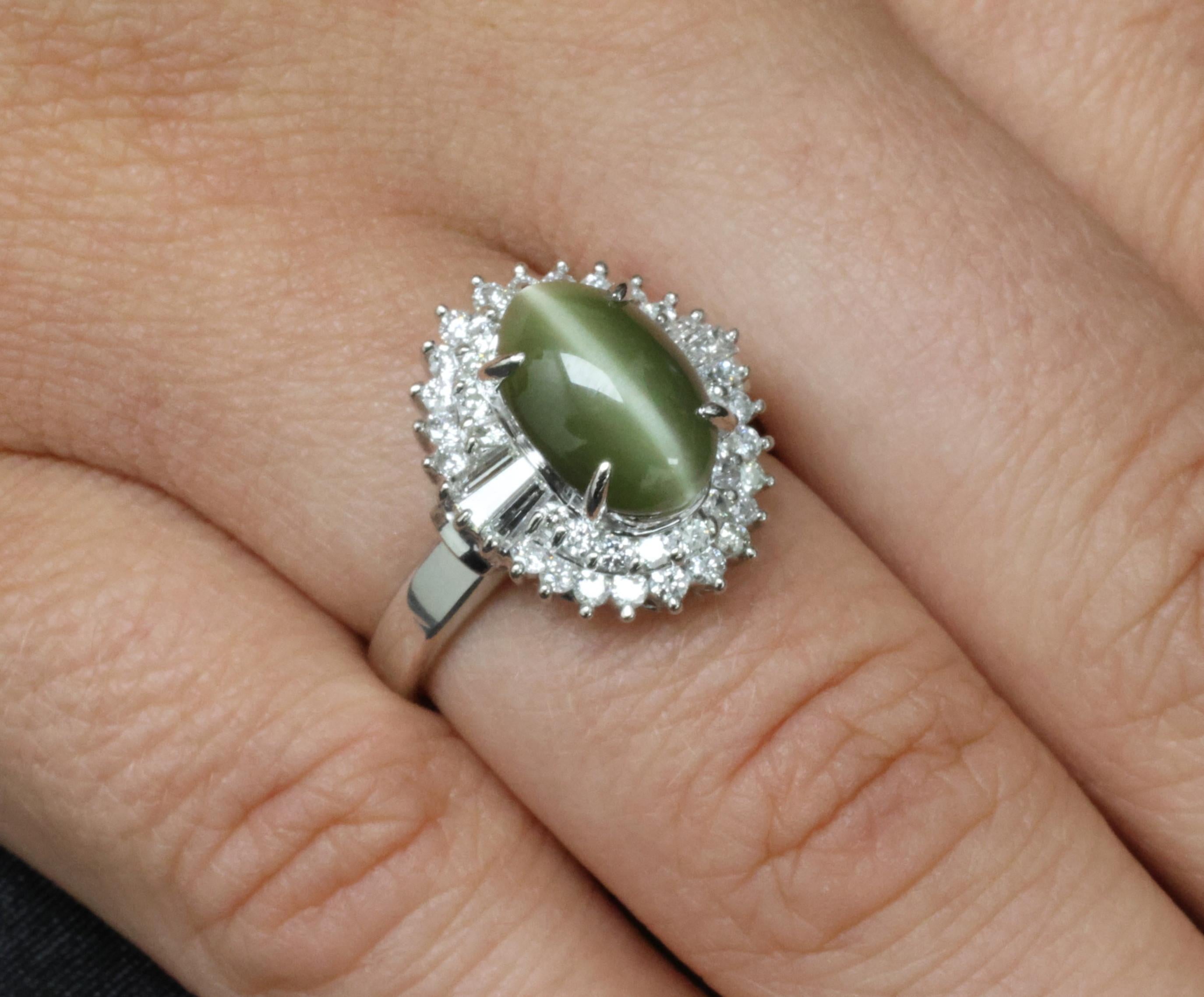 Vintage 5.33ct GIA Chrysoberyl Cat's Eye & 0.90ct Diamond Platinum Ring Size 7.5