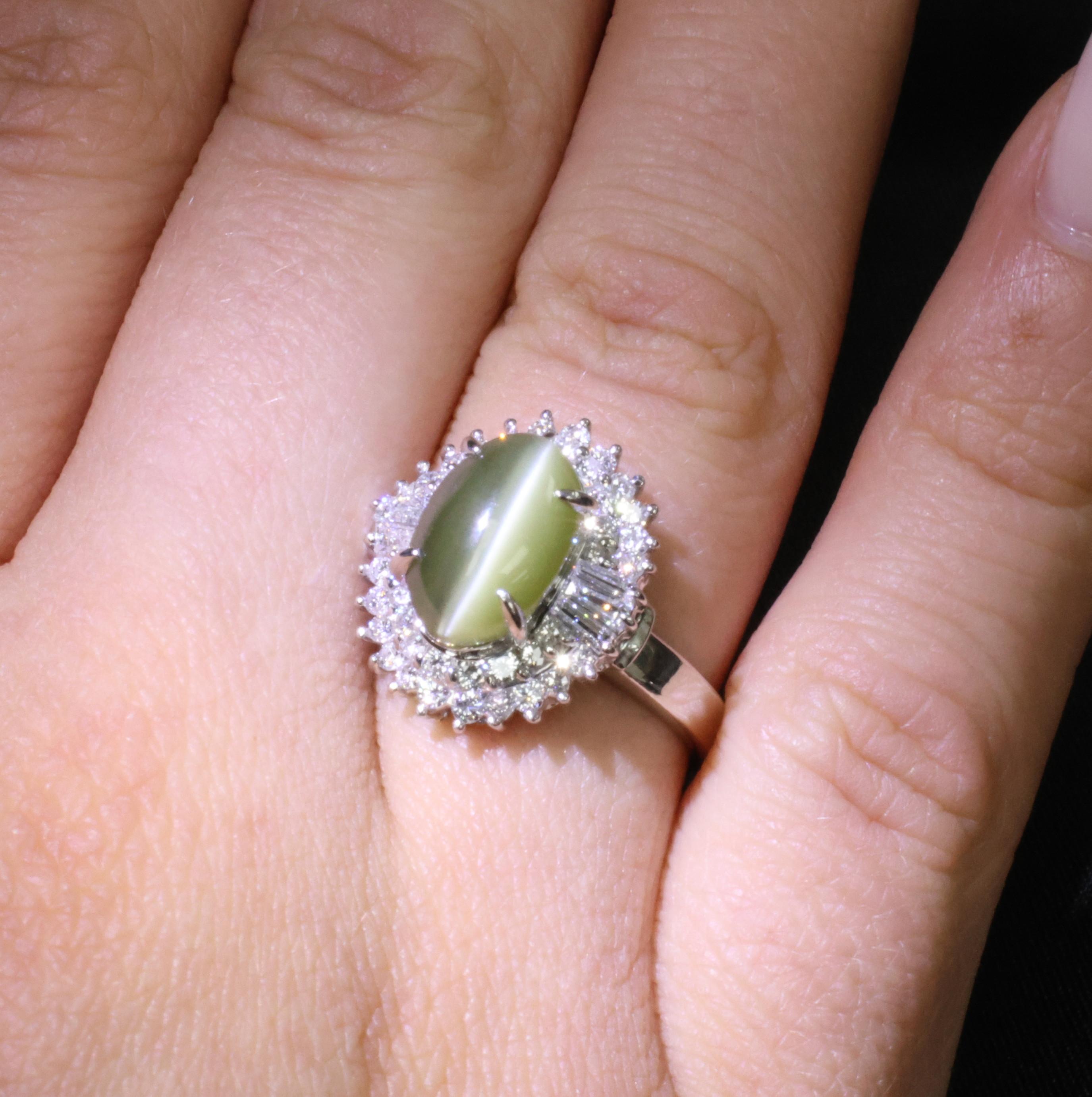 Vintage 5.33ct GIA Chrysoberyl Cat's Eye & 0.90ct Diamond Platinum Ring Size 7.5